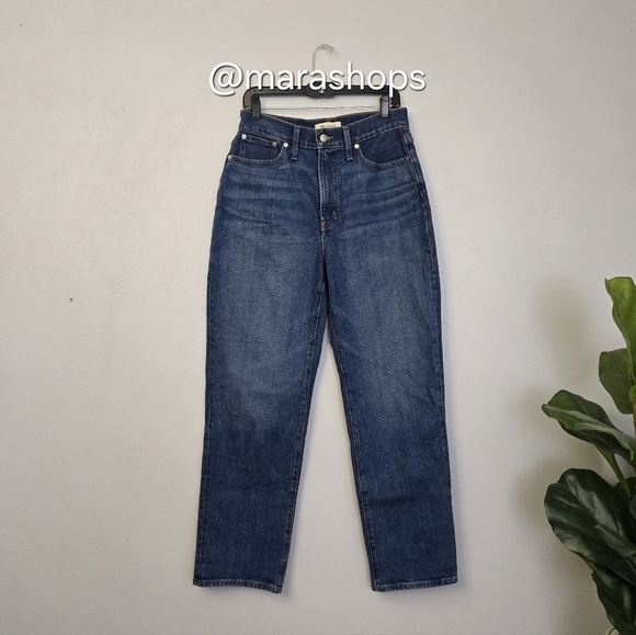 Madewell The Perfect Vintage Straight Jean in Mayfield Wash - Picture 3 of 6
